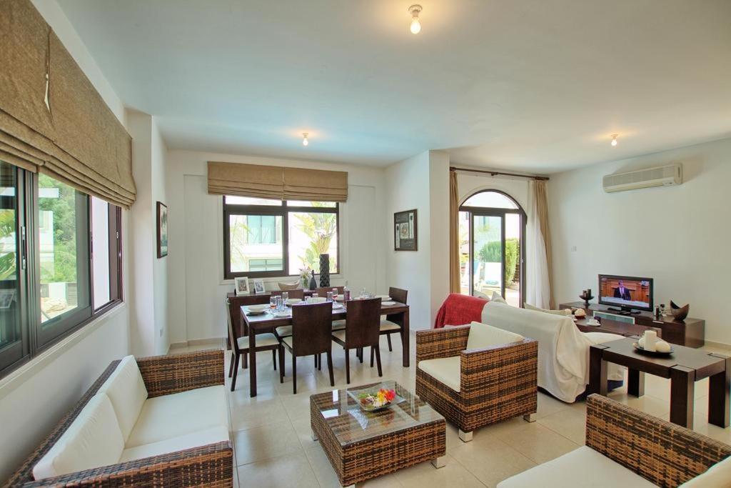 Villa Anatoli - Cape Greco Protaras Extérieur photo
